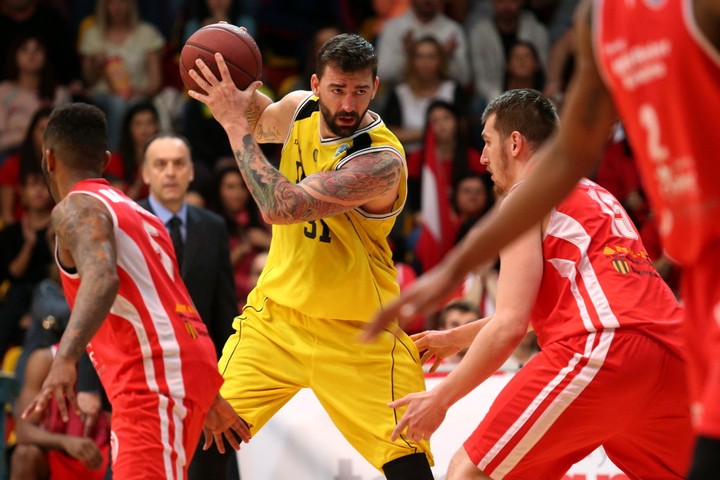 HUSTE.tv Eurovia SBL play off: Dosiahne na majstrovskú trofej Inter alebo Komárno?